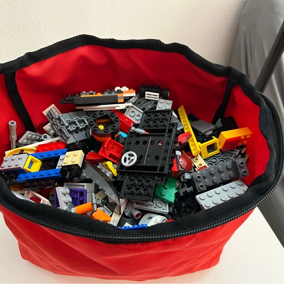 LEGO Red Bag with 4 lbs Mixed Bricks - Picture 5 of 5